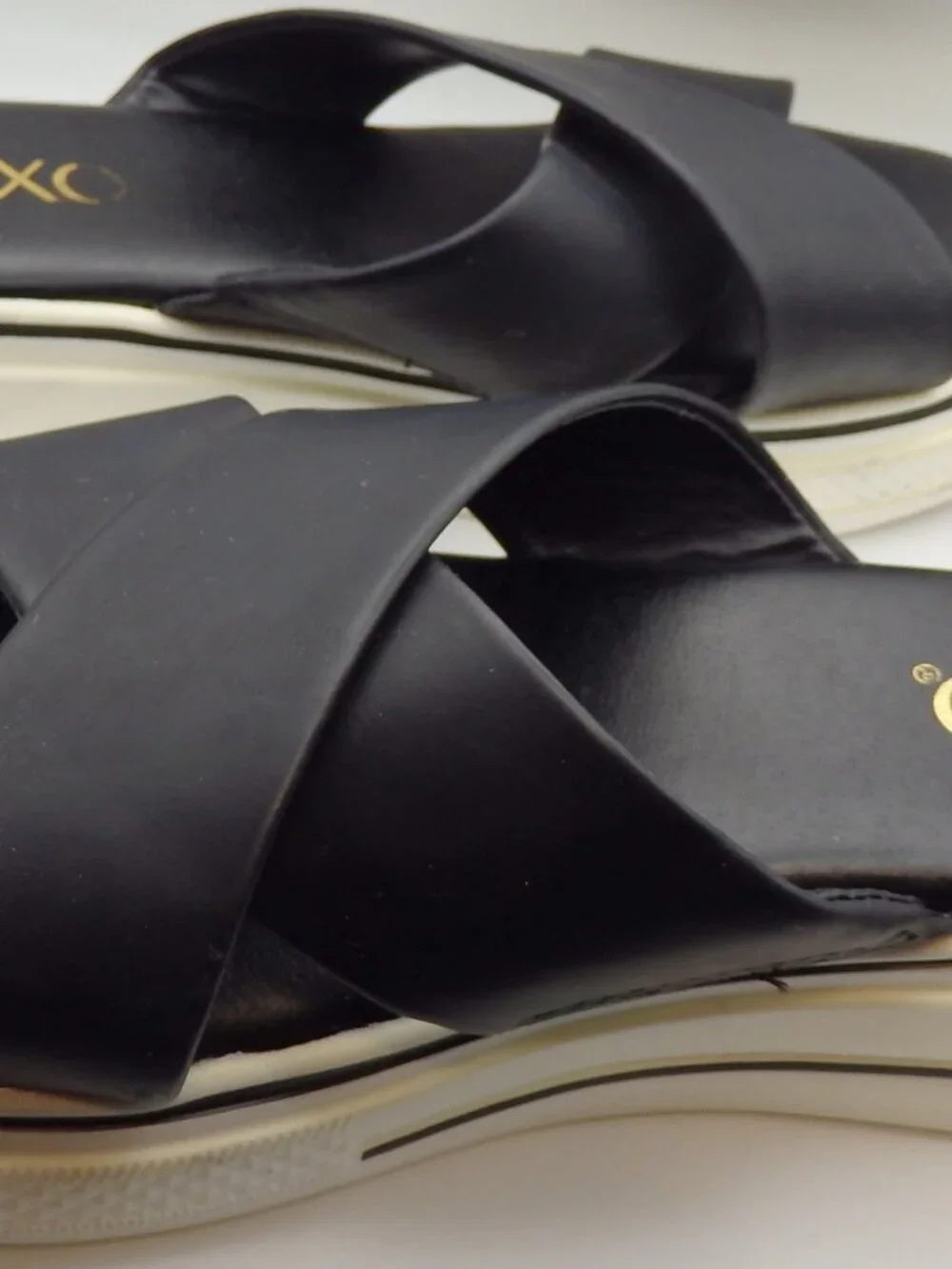 XOXO Black Crossover-Strap Platform Sandals